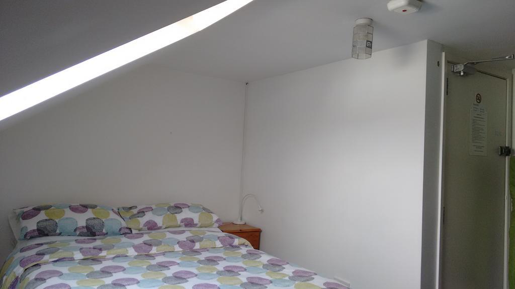 Bed and Breakfast Fairman House Backpackers à Derry Chambre photo