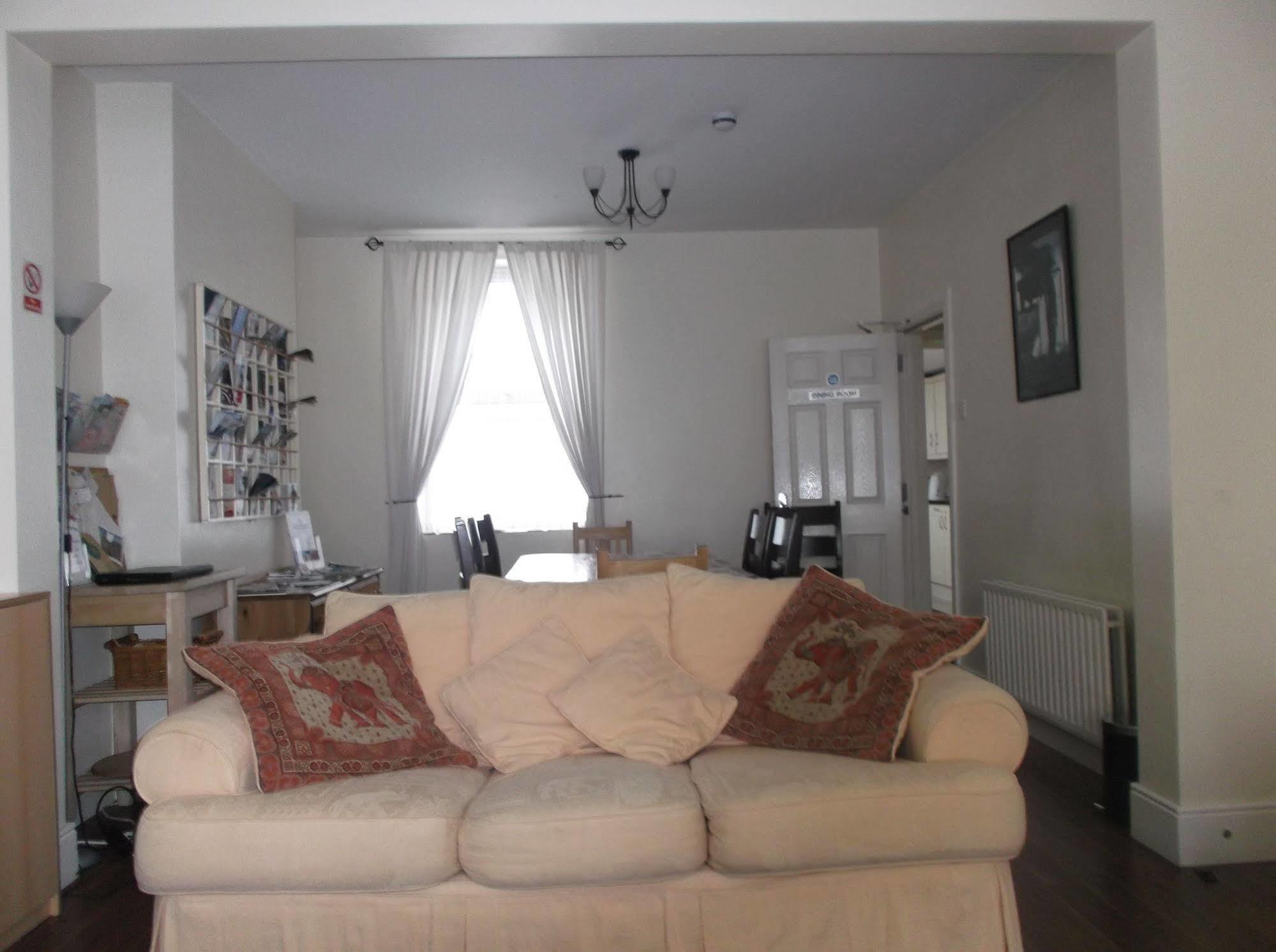 Bed and Breakfast Fairman House Backpackers à Derry Extérieur photo