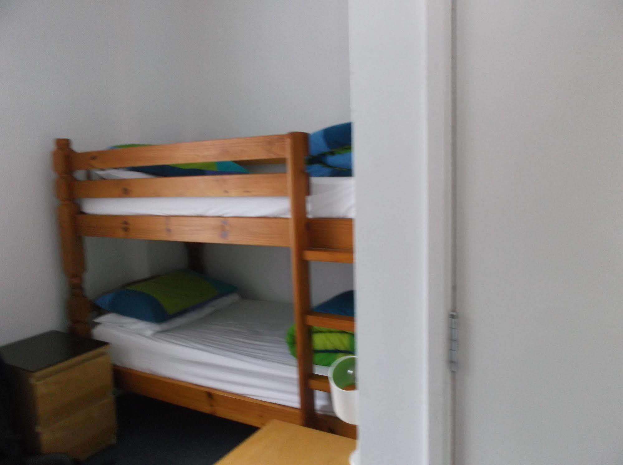 Bed and Breakfast Fairman House Backpackers à Derry Extérieur photo