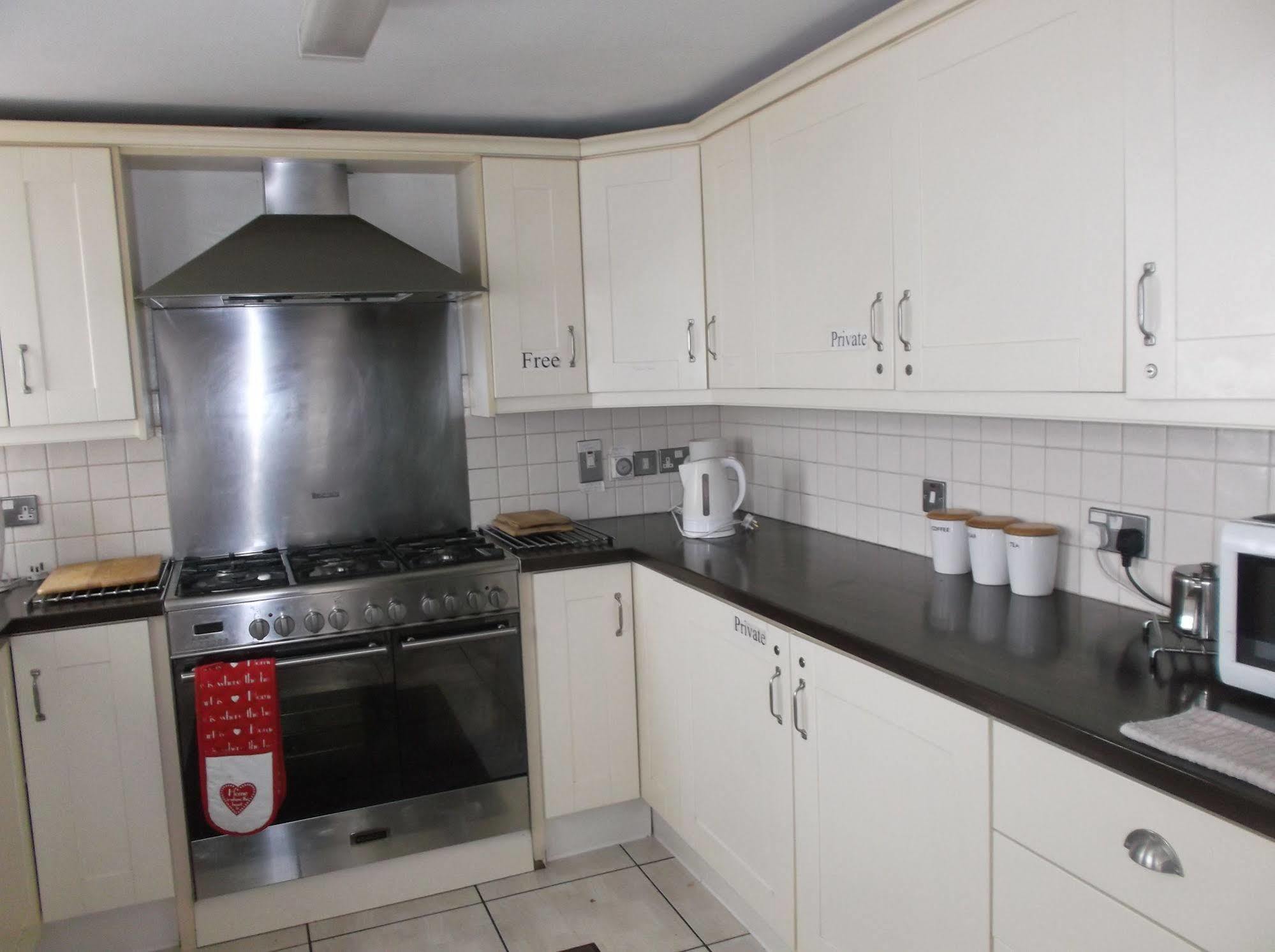 Bed and Breakfast Fairman House Backpackers à Derry Extérieur photo